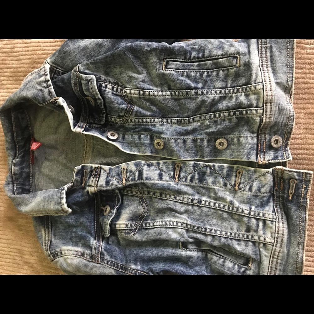 Jean jacket - Picture 2 of 4